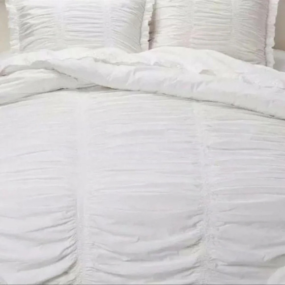 Simply Shabby Chic TWIN Solid White Ruched Smocked Duvet Cover Rachel Ashwell - Picture 3 of 16